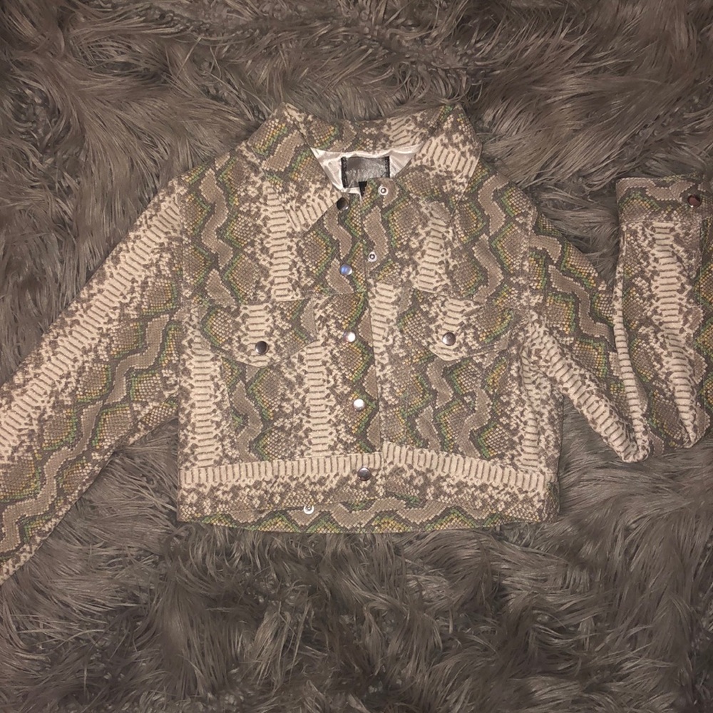 Honey Punch Crop Snake Jacket